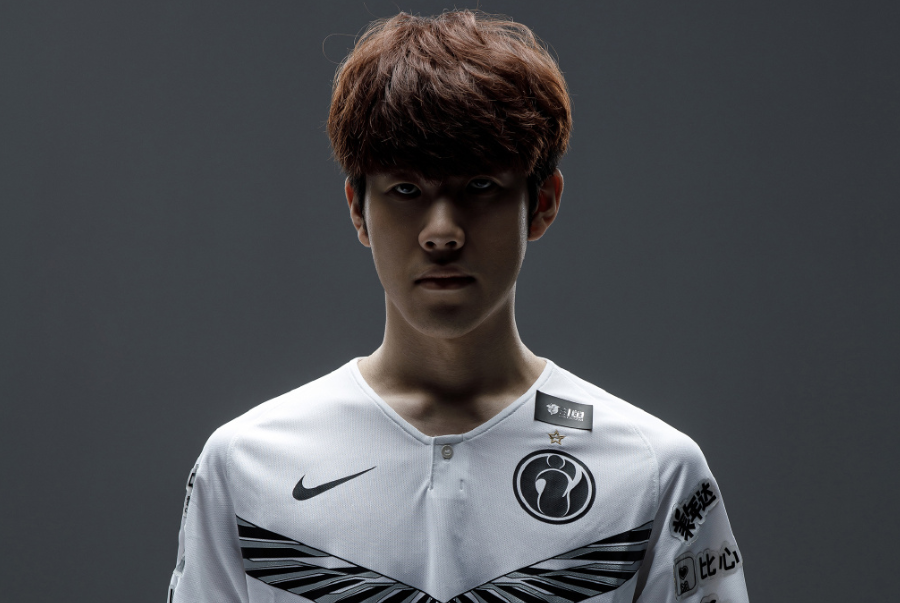 FaZe 晋级第三阶段，而 FlyQuest 被淘汰出 StarLadder 布达佩斯 Major 2025