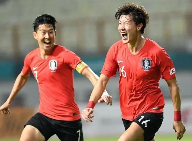 T1 Keria：非常抱歉让粉丝们失望，季后赛我会尽力笑着收尾